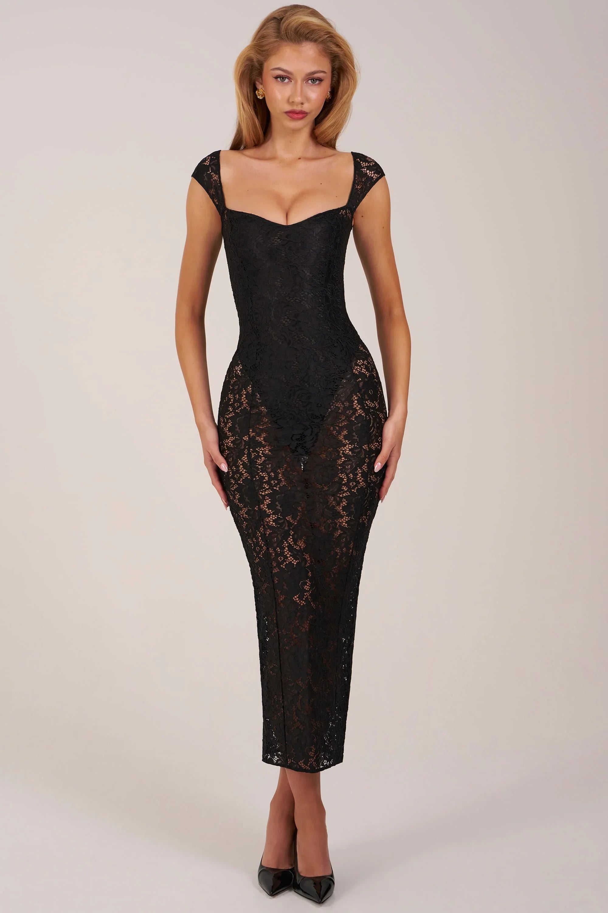 Sweetheart-Neck Maxi Dress in Black
